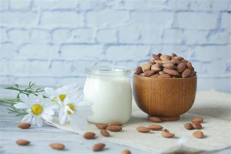 Is Almond Milk Vegan? - I Am Going Vegan