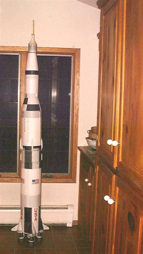 Paper Saturn V Rocket Model, Almost Free, Over 7 Feet Tall. : 4 Steps - Instructables