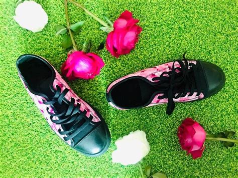 Pink Rose Floral Sneakers Flower Print Designer Low Top Womens Tennis