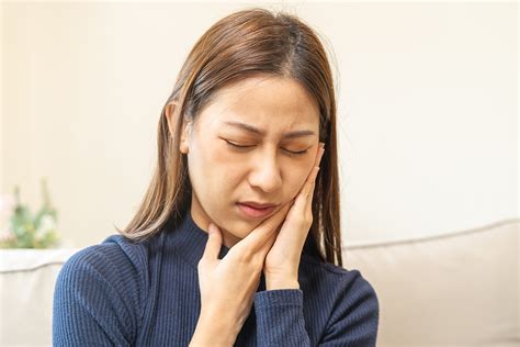 10 Tips For Dealing With Teeth Sensitivity Go Dental Clinic