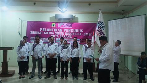 Lesman Bangun Lantik Pengurus SMSI Kota Serang Periode 2023 2026