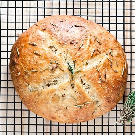 Rustic Rosemary Garlic Bread