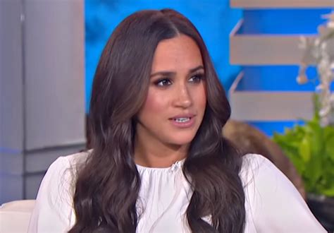 Meghan Markle Flaunts Anti Stress Gadget Sparks Influencer Rumors