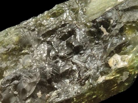 Photographs Of Mineral No 81925 Vesuvianite From Jeffrey Mine