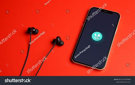 Jiosaavn Music App On Smartphone App Stock Photo 2237365989 | Shutterstock