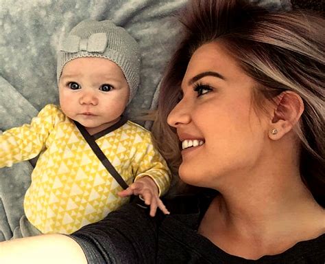 Mum Blogger Ruth Lee Hits Back At Haters With Powerful Post Childbirth