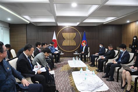 Secretary General Of Asean Receives Courtesy Call From Japans Member