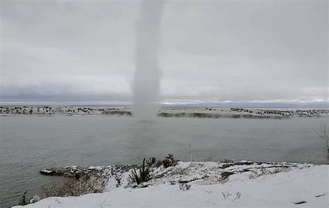 Video shows seldom seen weather phenomenon over Colorado lake | AccuWeather