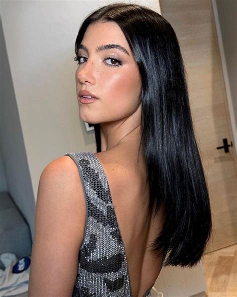 Charli Damelio Celebridades Sin Maquillaje Famosas Actrices Bonitas