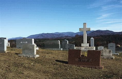 Locals praise the Bernhardt Funeral Home in Ellijay Georgia for service 22
