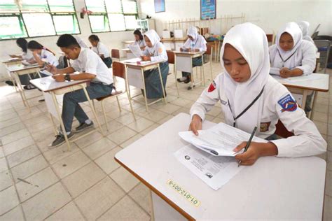 10 Benda Ini Seharusnya Dibawa Tiap Siswa Saat Ujian