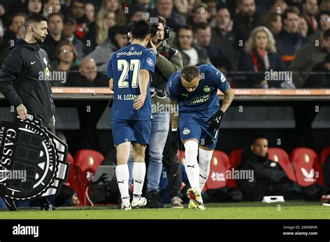 Rotterdam L R Hirving Lozano Of Psv Eindhoven Noa Lang Of Psv