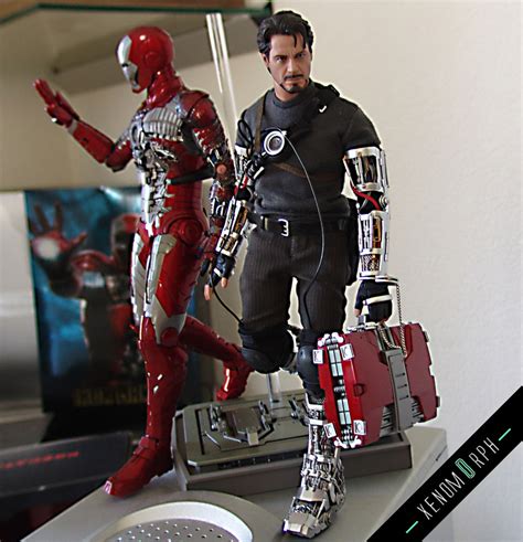 Hot Toys Iron Man Mech Test Tony Stark 1 6