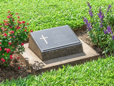 Flat Headstone Materials An Expert Guide To Best Options