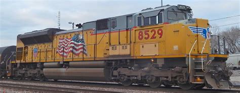 sdmac  sdmac  ii emd hood unit profile  models hattons