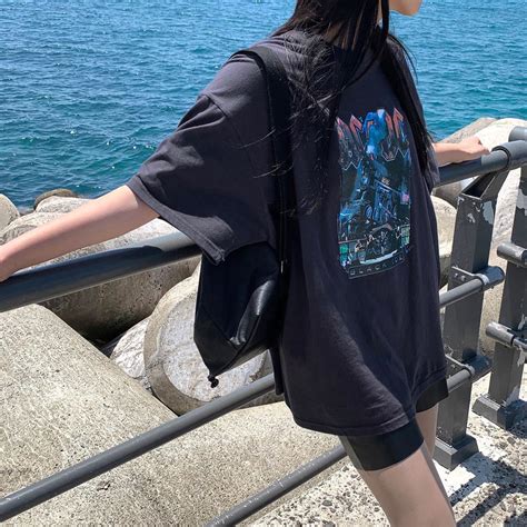 Học lỏm chiêu ăn mặc từ hot girl Bạch Tuyết cao m xứ Hàn bạn