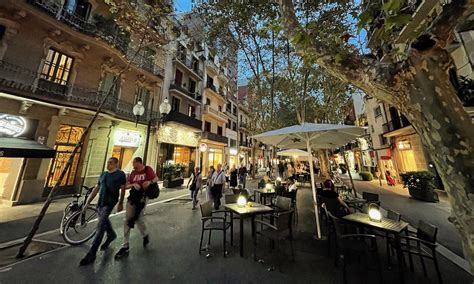 Barcelona Rambla Poblenou Erleben Der Internaut