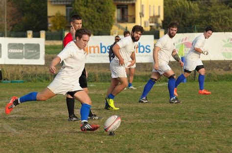 Serie B Rugby Parma Rullo Compressore L Amatori Cade A Livorno Per Un