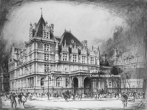 Cornelius Vanderbilt II's mansion on 5th Avenue and West 47th Street ...