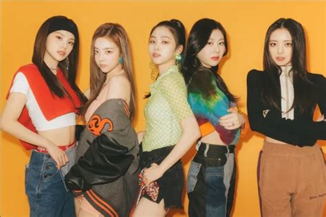 Itzy Worldwide Team On Twitter Itzy X Net Vivi Power Of Itzy Https