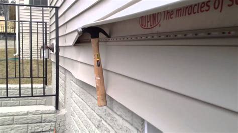How To Cut Vinyl Siding For Ledger Board Ewqalo