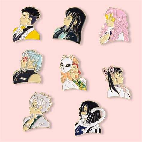 Bulk Classical Anime Movie Character Accessories Metal Pin Badges Cute