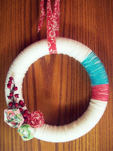 Hot Tea And Milk Chocolate Yarn Wrapped Wreath