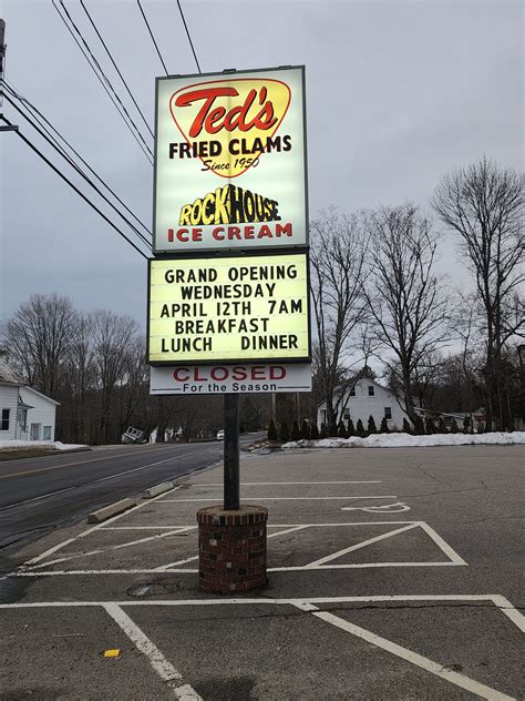 Legendary Restaurant And Red Lobster Rival Abruptly Closes Due To