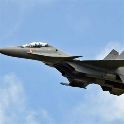 Iafs Sukhoi Crashes Near Pune Both Pilots Manage To Survive