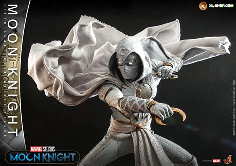 Hot Toys TMS075 Moon Knight 1 6th Scale Moon Knight Collectible Figure