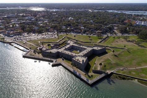 Tour Castillo de San Marcos - Oldest Fort in the U.S.