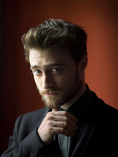 Daniel Radcliffe....those eyes and THAT BEARD! : LadyBoners