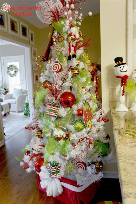 23 Whimsical Christmas Decorating Ideas Feed Inspiration