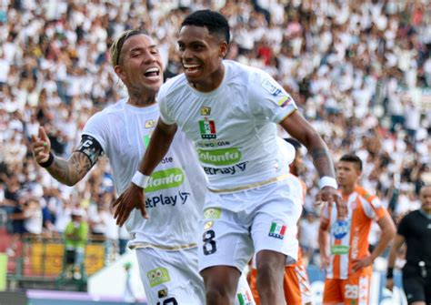 Once Caldas Vence A Envigado En La Fiesta De Dayro Moreno