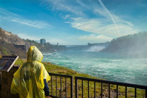 Niagara Falls: First Boat Cruise & Journey Behind the Falls