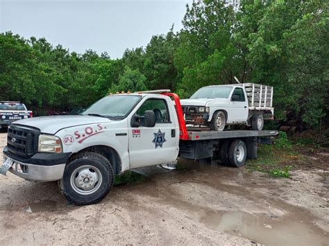 Inicia Campa A Para Retirar Veh Culos Abandonados En Calles De Isla