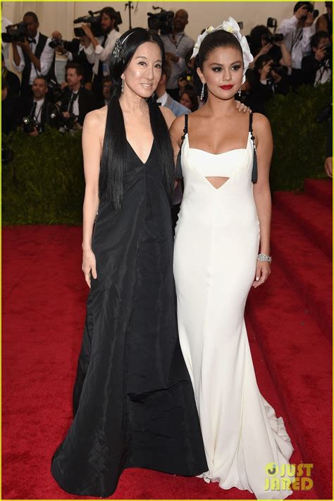 Selena Gomez Looks Stunning In White At Met Gala Photo