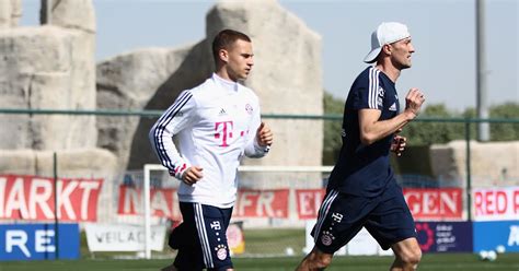 Trio Auf Dem Wege Der Besserung