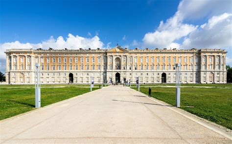 Caserta Cosa Fare Cosa Vedere E Dove Dormire Campania Info