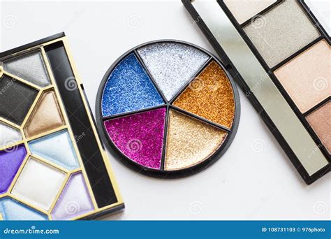 Eyeshadow glitter palette stock image. Image of design - 108731103