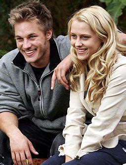 Travis Fimmel and Teresa Palmer on set for Restraint Travis Fimmel Wife ...