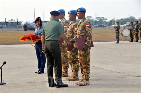 Panglima Tni Pimpin Upacara Penerimaan Purna Tugas Konga Foto