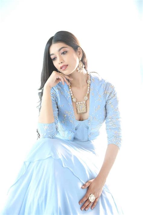 Photoshoot Super Hot Digangana Suryavanshi Gulte