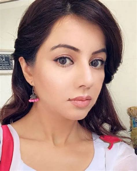 Pop Star Who Posed In Suicide Vest Quits Showbiz After Revenge Porn Leaked Daily Star