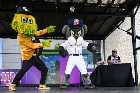 Photo And Video Gallery Mascot Hall Of Fame