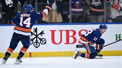 Isles Top Leafs In Ot On Barzals Goal Newsday