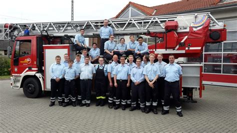 Fünf neue Einsatzkräfte haben TM erfolgreich bestanden Feuerwehr