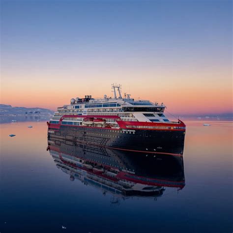 Hurtigruten Cruises Antarctica 2025 Itinerary - Fara Oralla