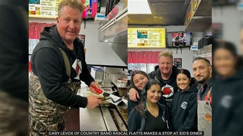 Rascal Flatts Singer Drops In At El Reno Diner Youtube