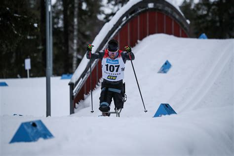 Paralimpici La Vigilia Degli Italiani Di Sci Alpino E Sci Nordico